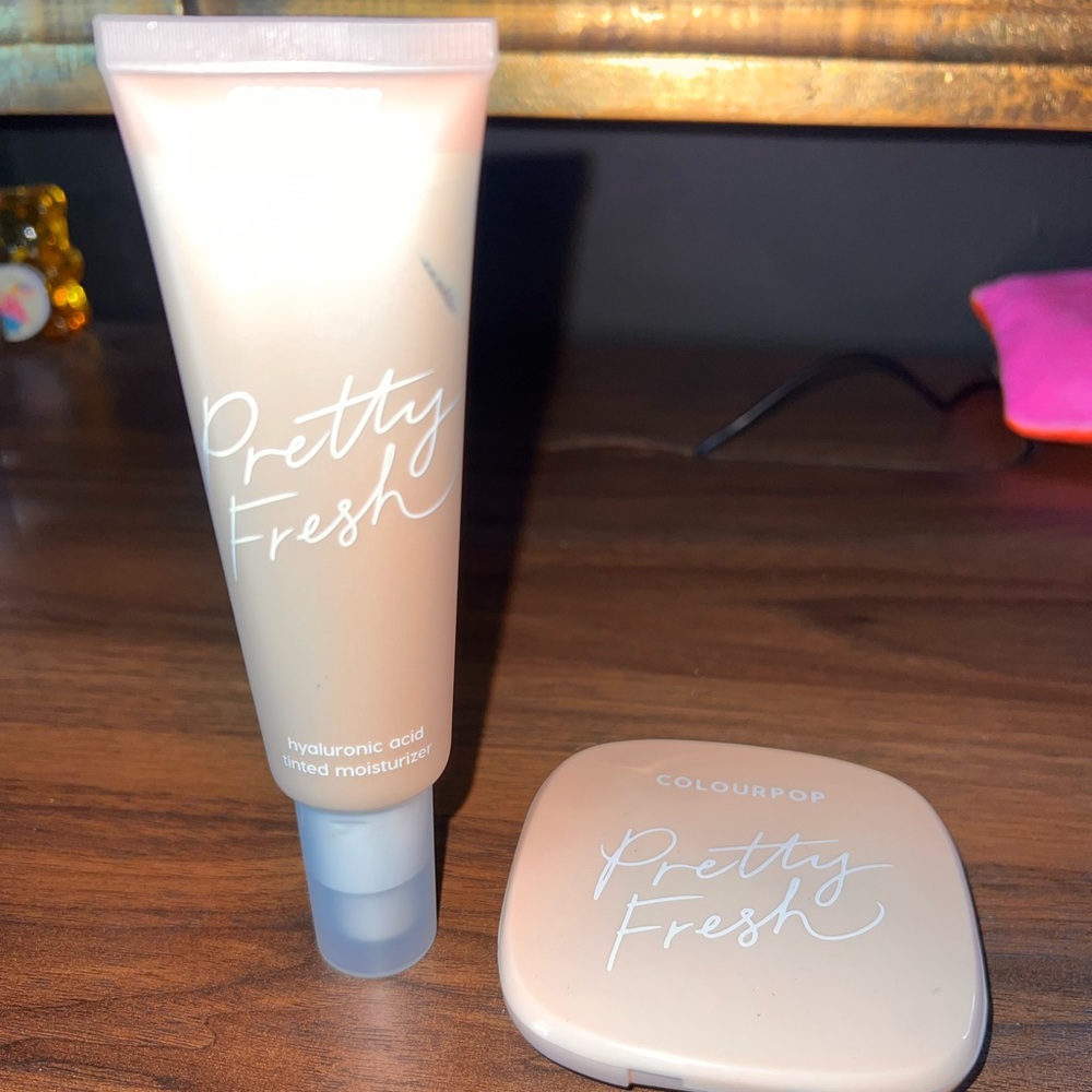 Colourpop Pretty Fresh Liquid and Powder Foundation